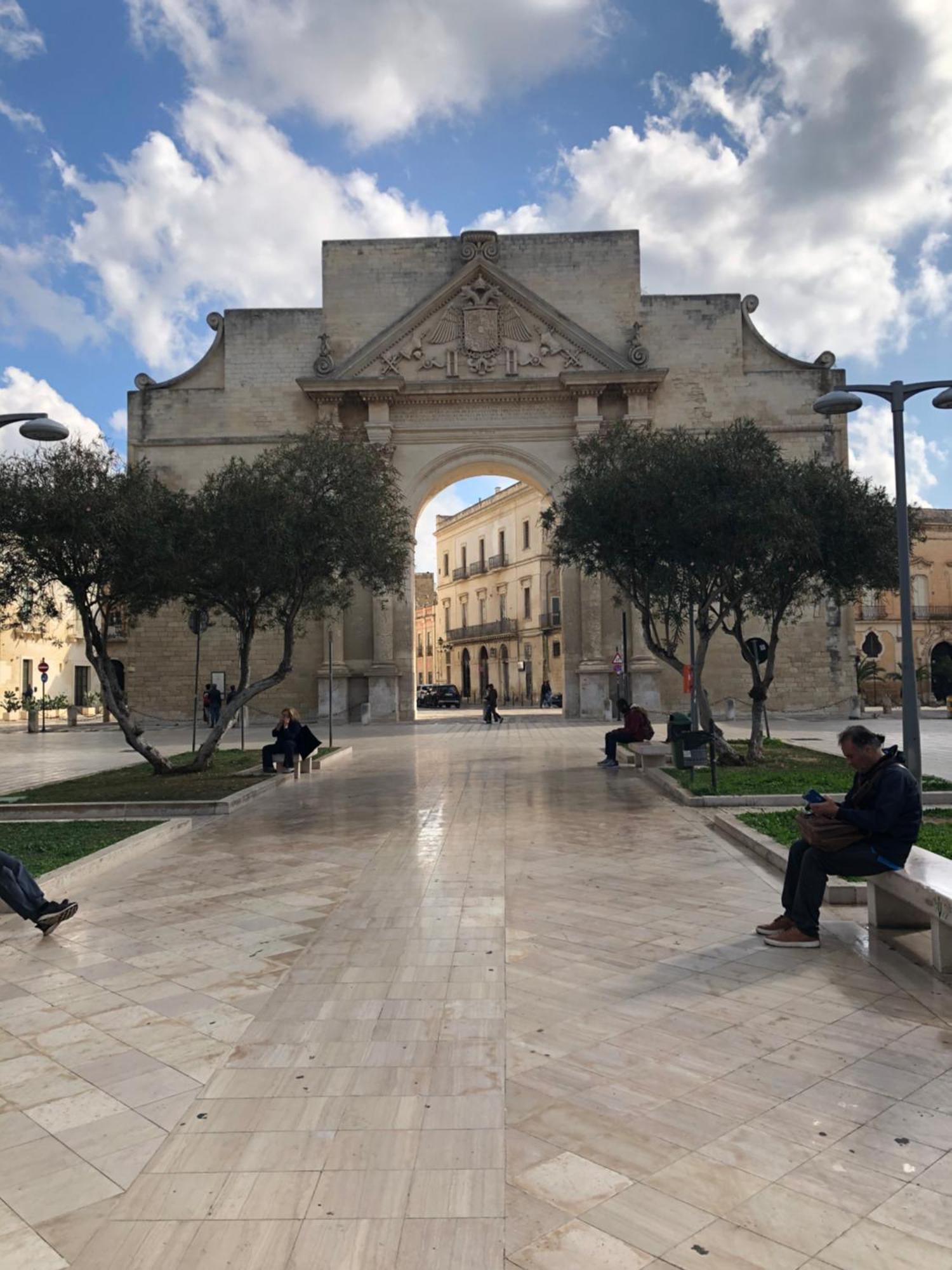 Mayu'S House , Dimora Nel Centro Storico Di Lecce Exteriör bild