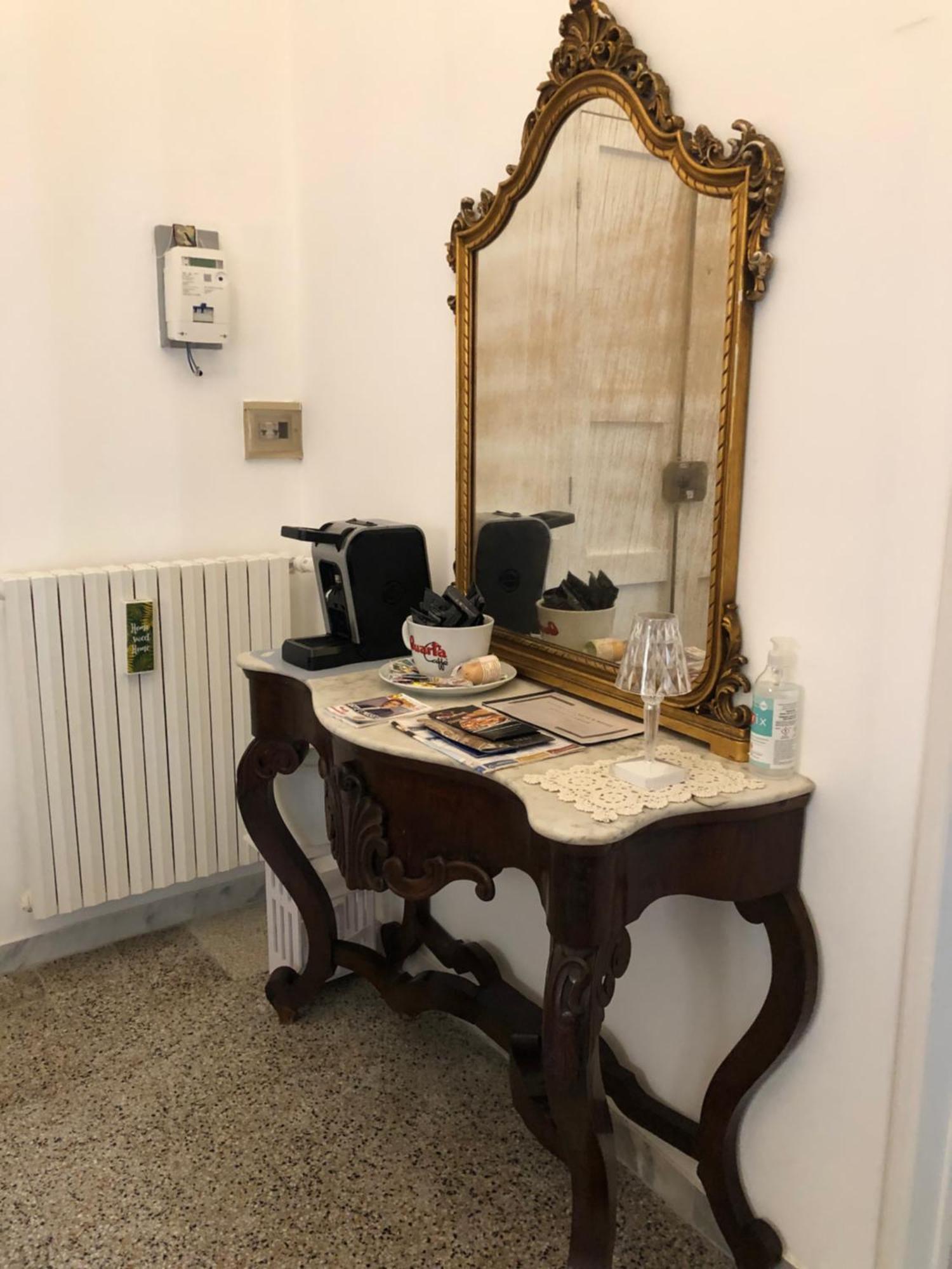 Mayu'S House , Dimora Nel Centro Storico Di Lecce Exteriör bild